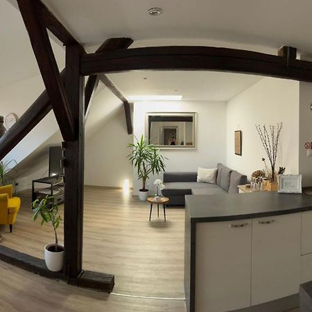 Vip Apartment In Old Town With Free Parking Братислава Экстерьер фото