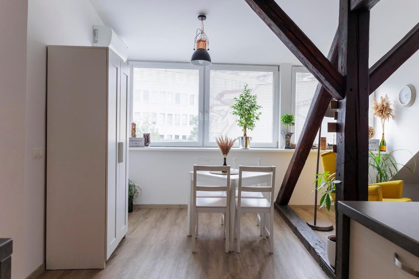 Vip Apartment In Old Town With Free Parking Братислава Экстерьер фото